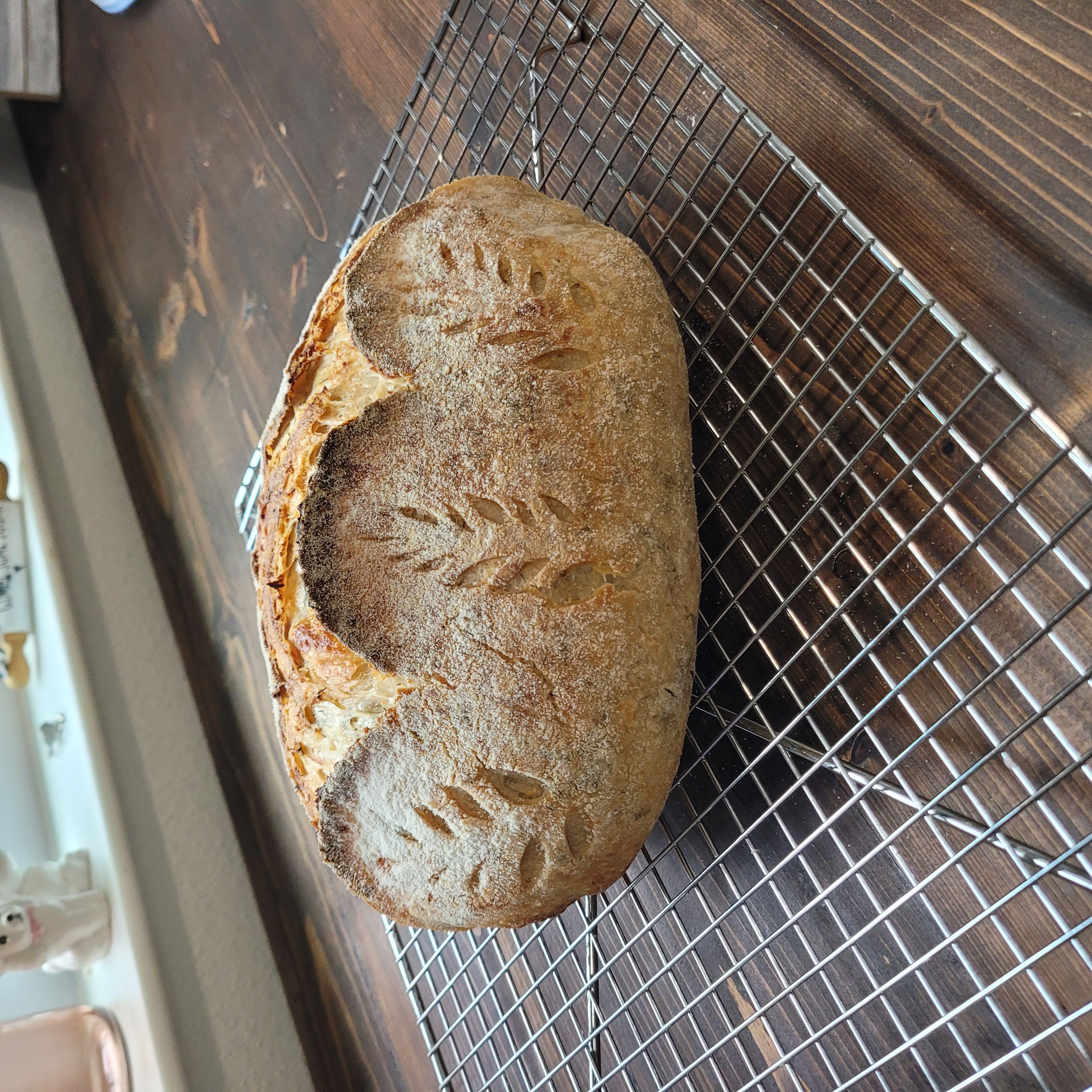 Fresh Dill & White Cheddar Sourdough