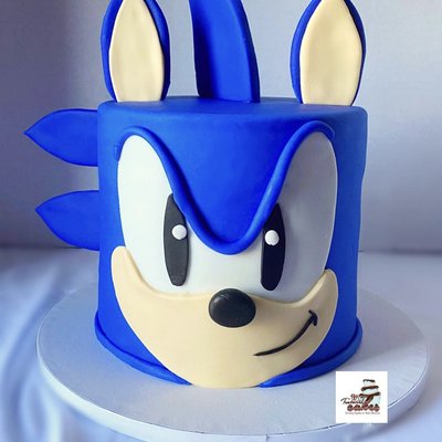 1 Tier 8” Character Head Cake