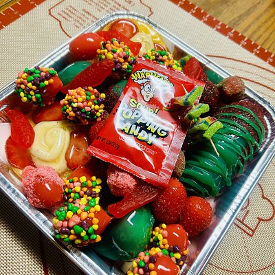 Mixed Fruit Platter (Strawberries, Grapes, Pineapples Pickle) 