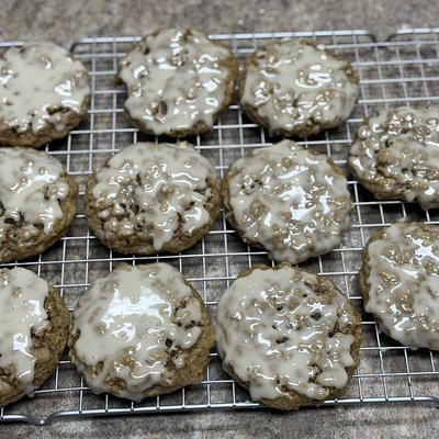 Frosted Trails (Vanilla Glazed Oatmeal Cookies)