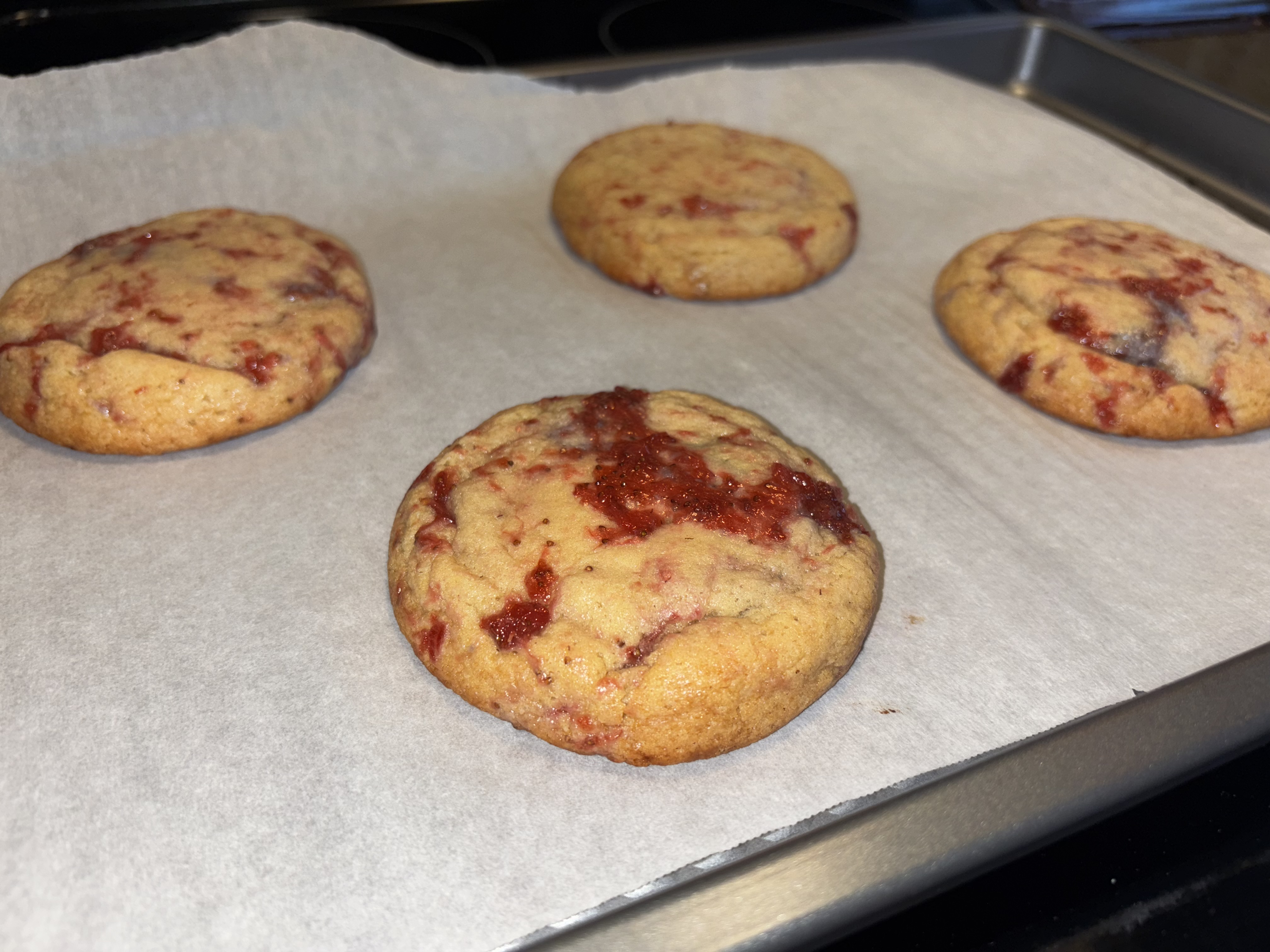 Strawberry Cheesecake Cookies 