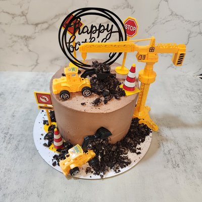 Custom Cakes
