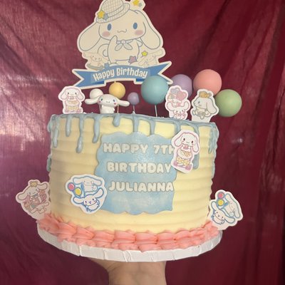 Cakes: 8in Short
