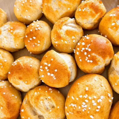 Salted Pretzel Bites (5 Pieces)