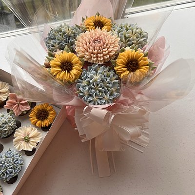 7 count cupcake bouquet 