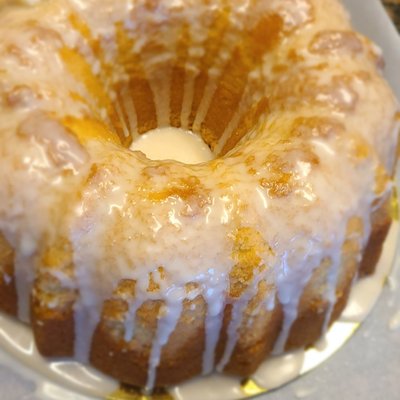 Classy's 7-Flavor Pound Cake