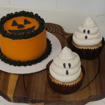 Jumbo Ghost Cupcake
