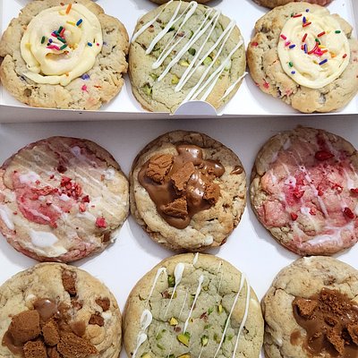 Dozen Cookies 