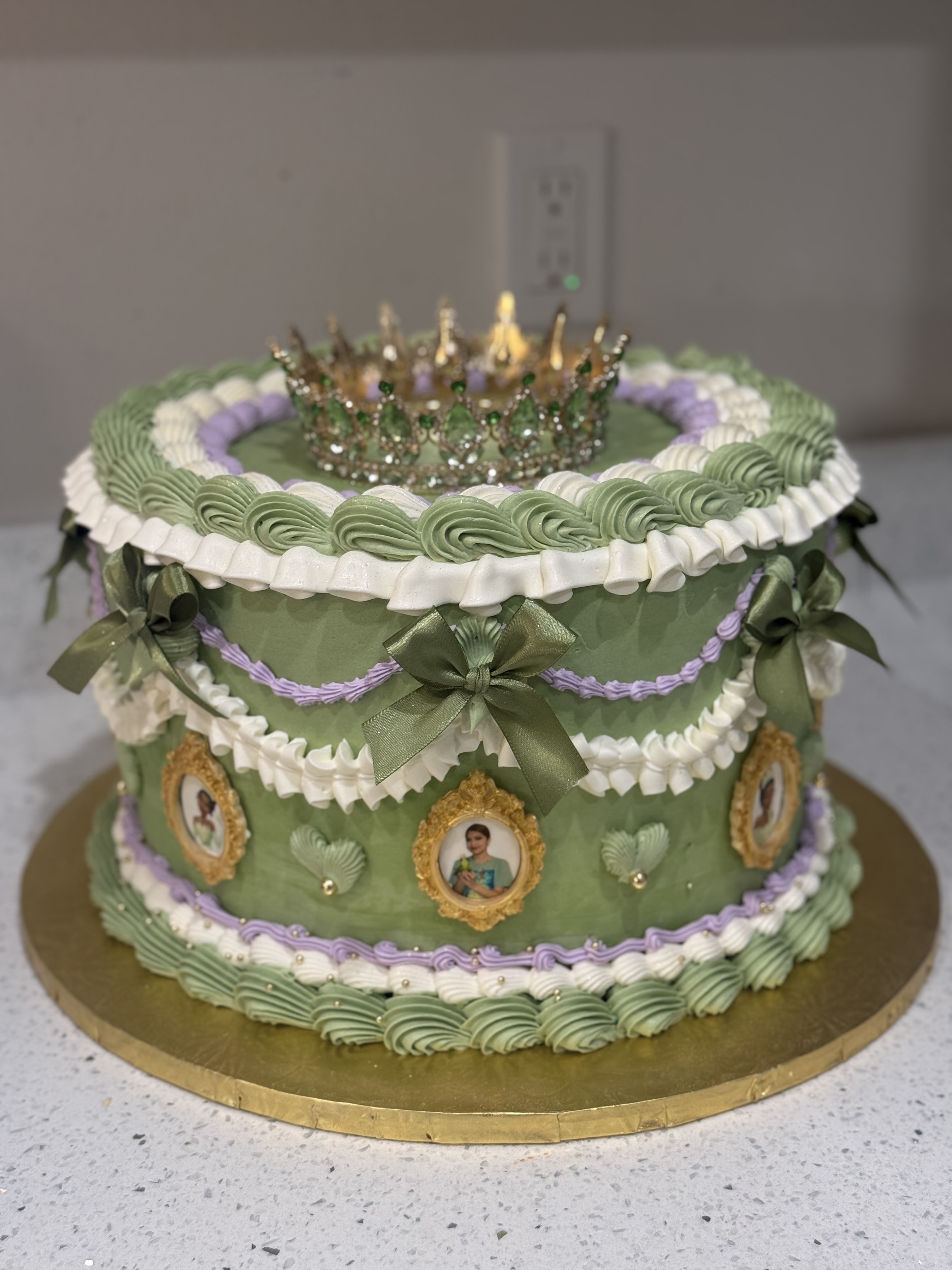 12in round  Cake 