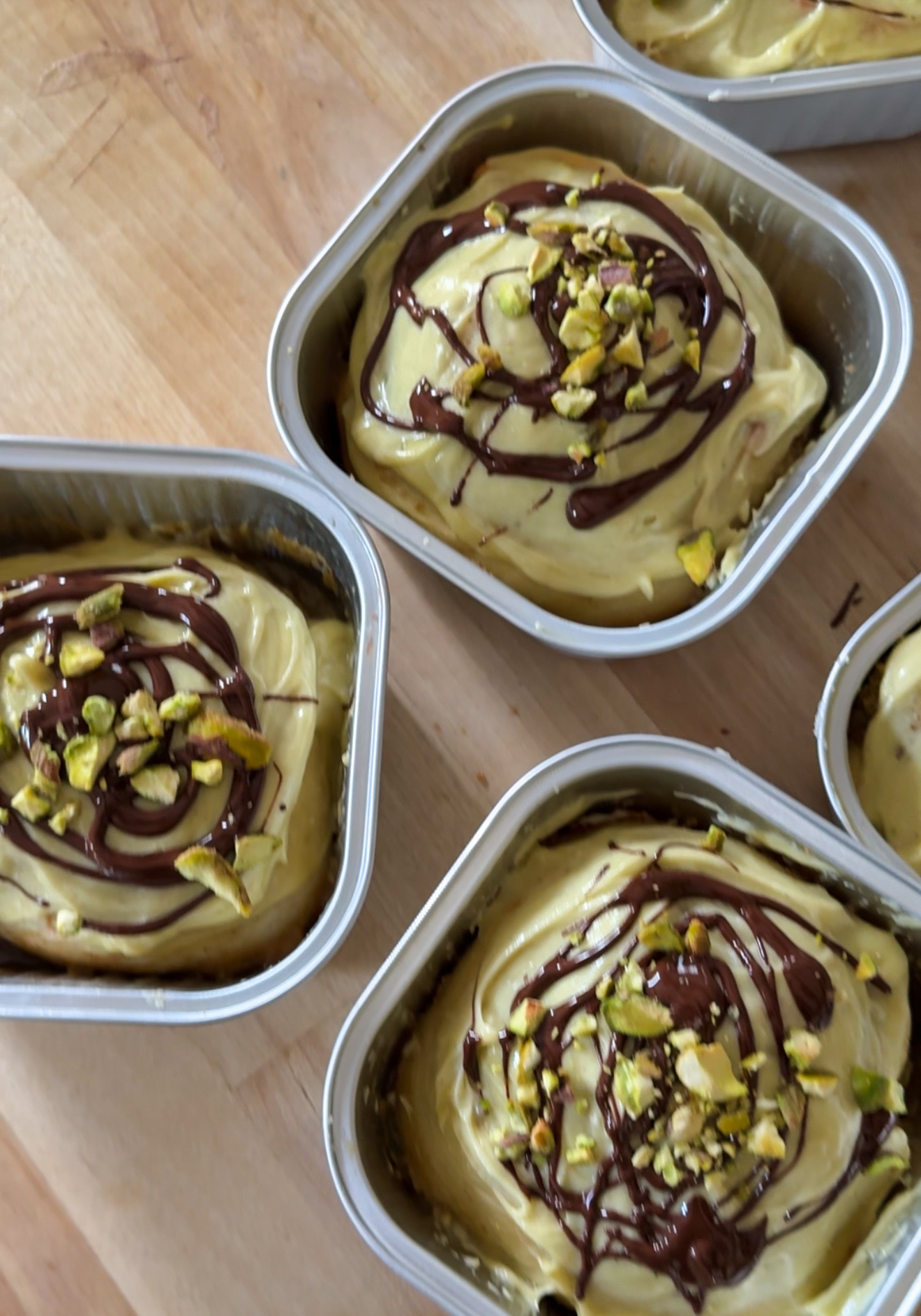Pistachio Cinnamon Rolls - Pack Of 4 