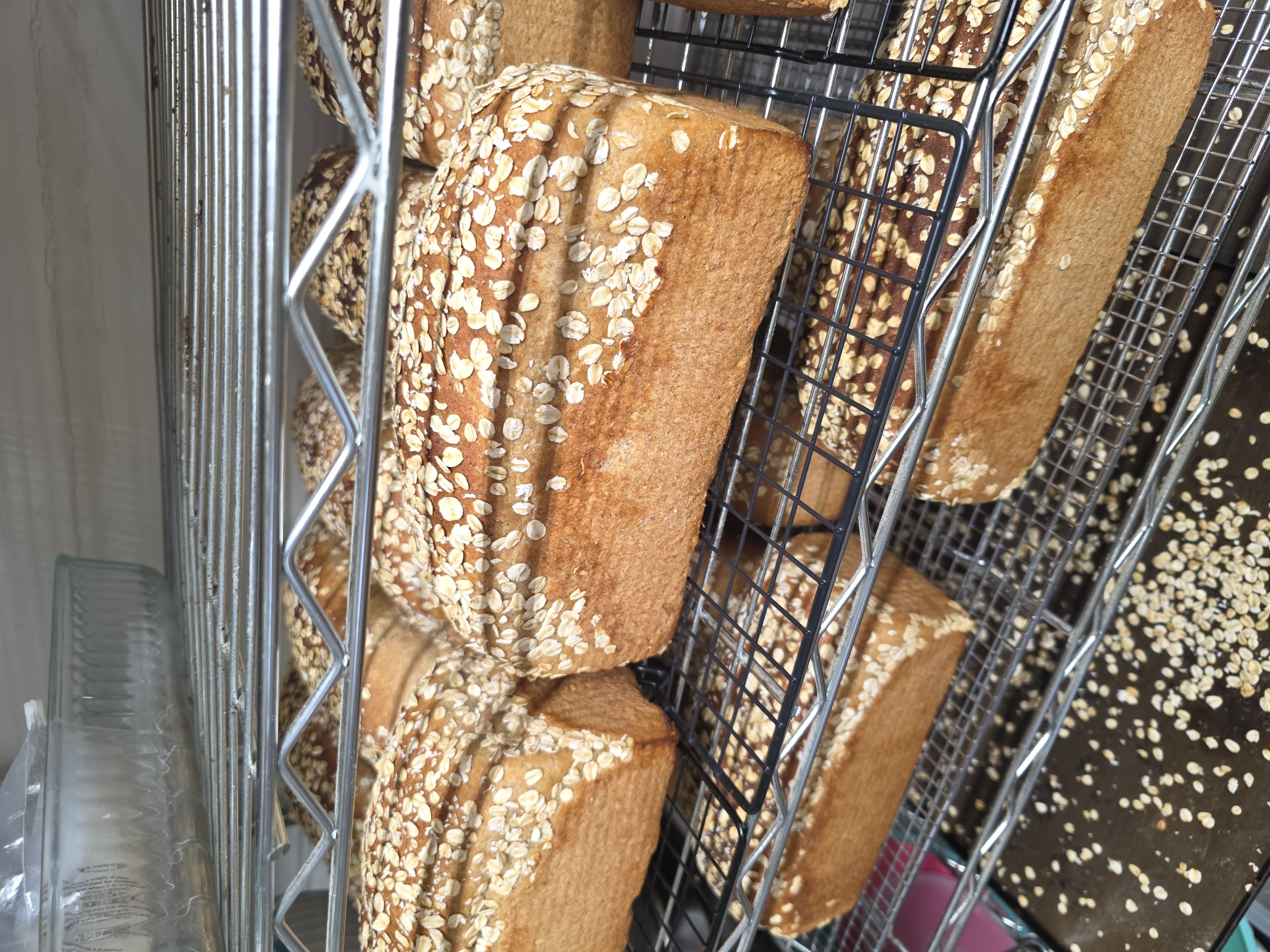 Happy Honey Oat Bread Large
