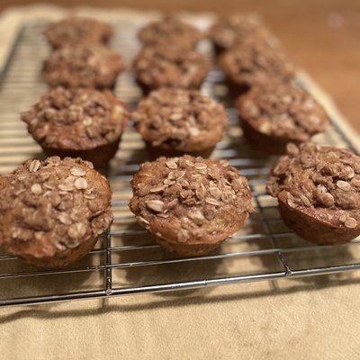 Apple Oatmeal Muffins