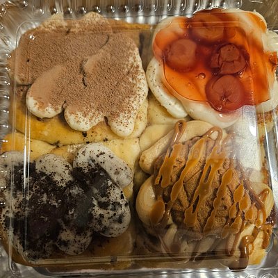 Cinnamon Rolls Flights 4 Rolls 