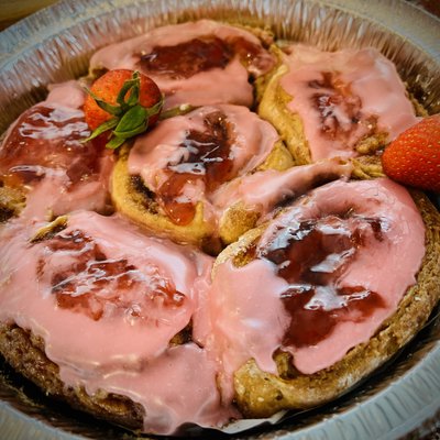Strawberry Cinnamon Rolls