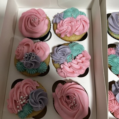 Cupcakes 6 Count