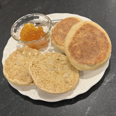Half Whole Wheat English Muffins (pack of 4)