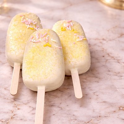 Lemon Cake Pop