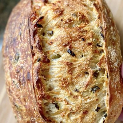 Jalapeño Cheddar Sourdough Bread