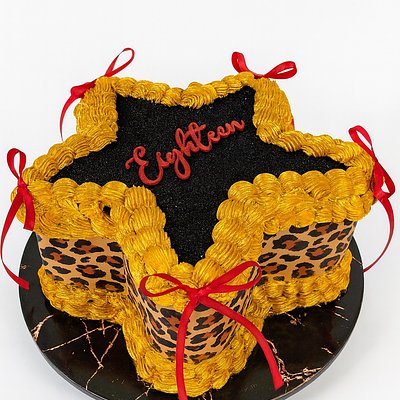 8 Inch Star Cakes