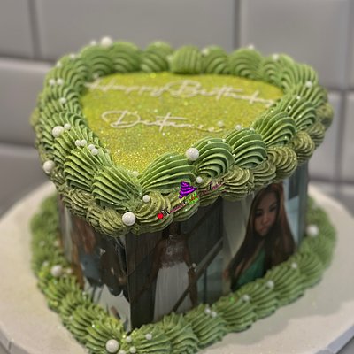 6" 2 Layers (serves 10-12)