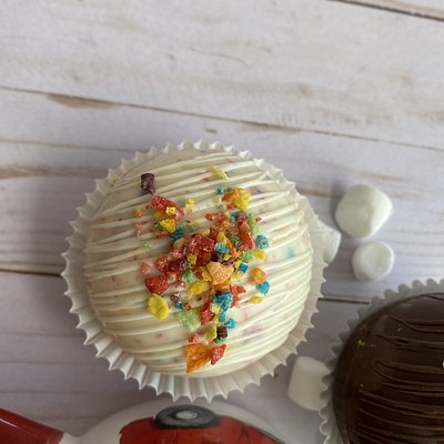 Fruity Pebbles — Cocoa Bomb 