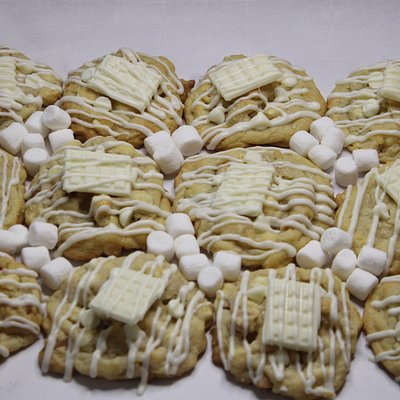 White Chocolate Macadamia Nut Cookies