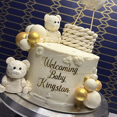 Custom Cakes 
