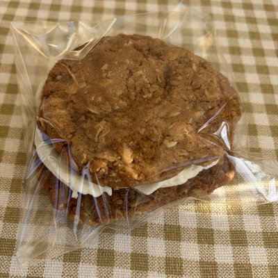 Oatmeal Cream Pie
