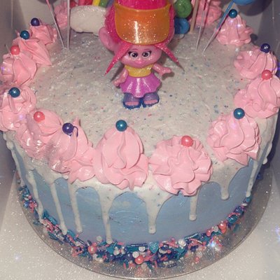 Custom Cakes