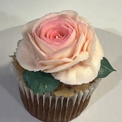Intricate Floral Cupcake 