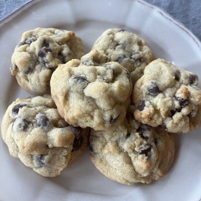 Chocolate Chip Cookies (12)