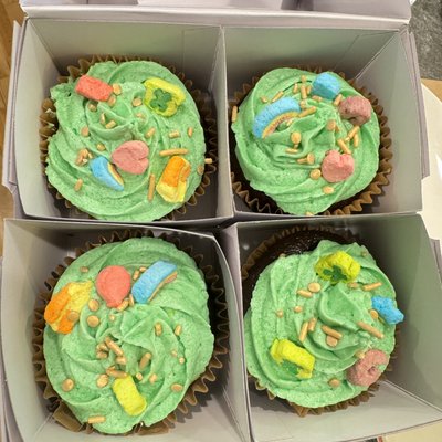 Chocolate Lucky Charm Cupcakes
