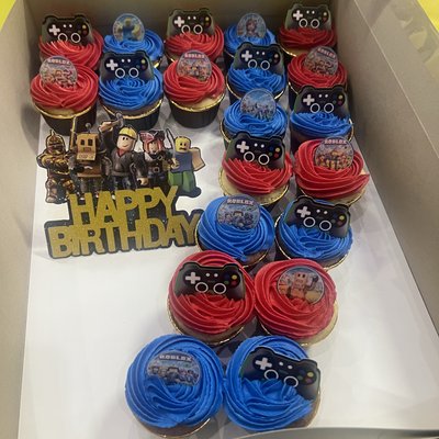 Custom Cupcakes 