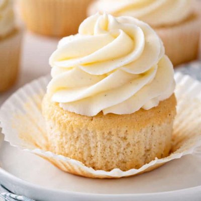 Cupcakes Vanilla /or Chocolate *White Cake Flour