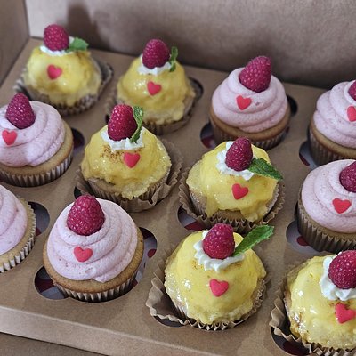Gluten-Free Vanilla Cupcake