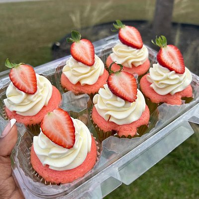 ‘All For Me’ Cupcake Box 