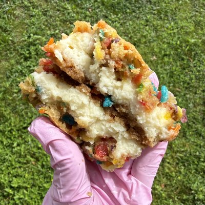 Fruity Pebbles Cheesecake Cookie Bar