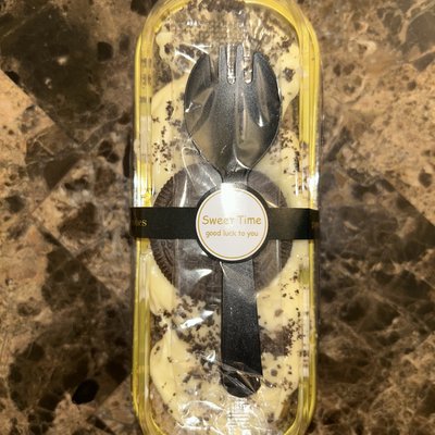 Cookies N Cream Mini Cake