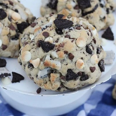 Cookies & Cream (Dozen)