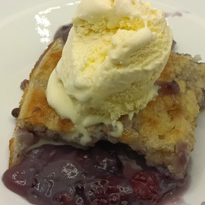 Blackberry Cobbler
