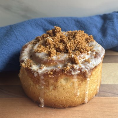 Biscoff Cookie Cinnamon Roll (single)