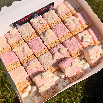 XL Party Package With Cake Pops