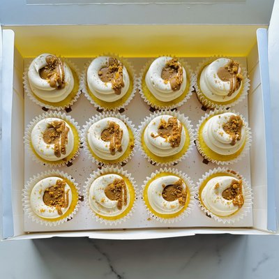 Chic Deluxe  Cupcakes 