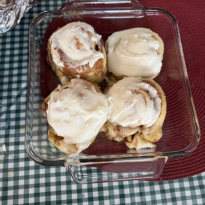 Sourdough Cinnamon Rolls-4 Count