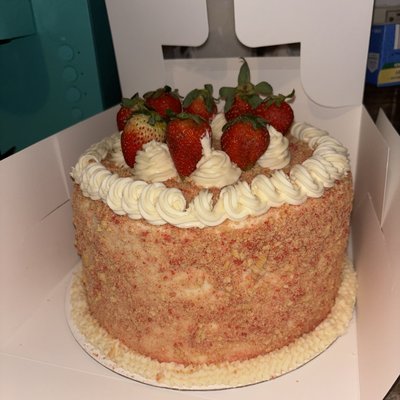 Strawberry Crunch Cake