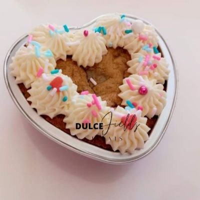 Personal Cookie Cakes With Homemade Buttercream Icing