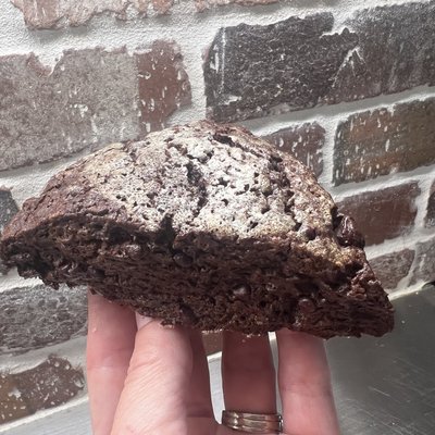 Dark Chocolate Espresso Scones 8 Count 