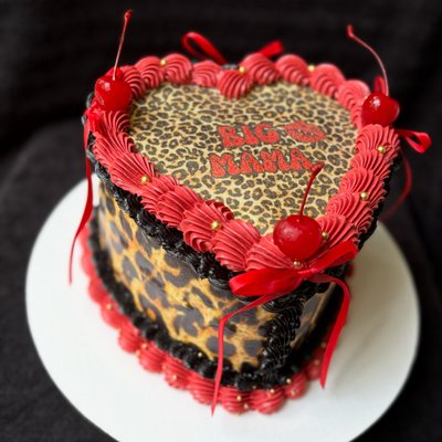 8” Burnaway Heart Cake 