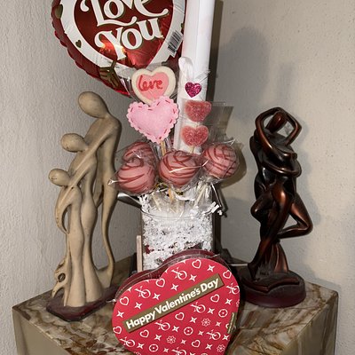 Cake Pops And Pop Arrangements 