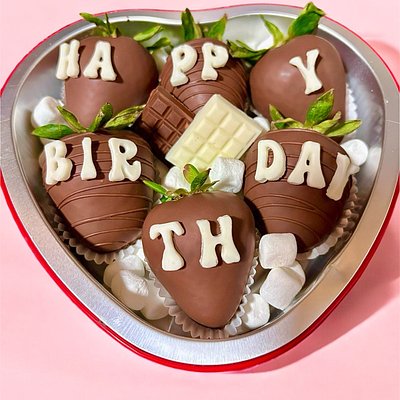 Custom Strawberries - 1/2 Dozen